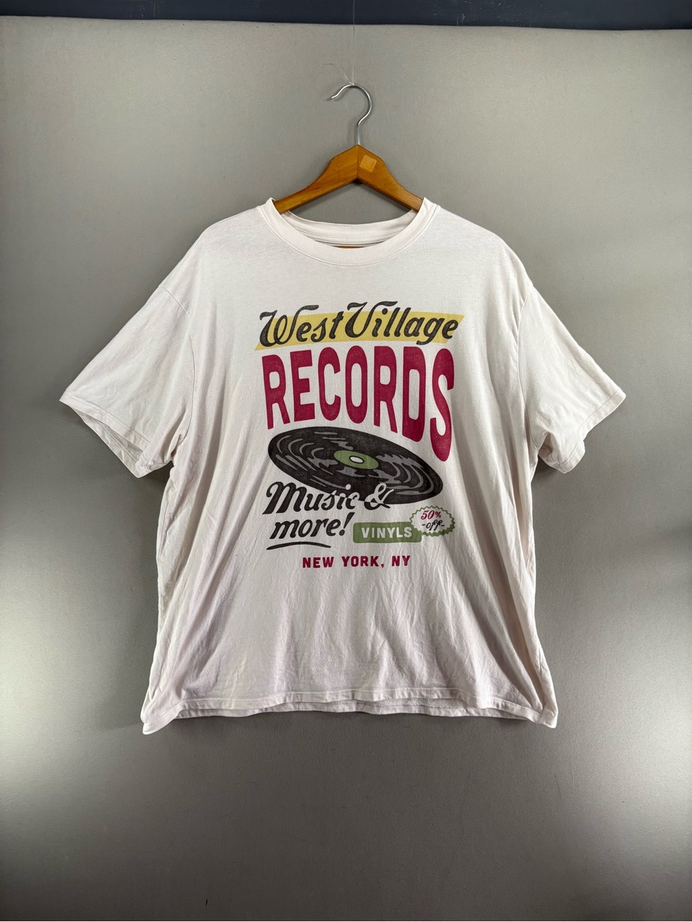 Abercrombie & Fitch West Village Records NYC Graphic T-Shirt Men’s XL Vinyl